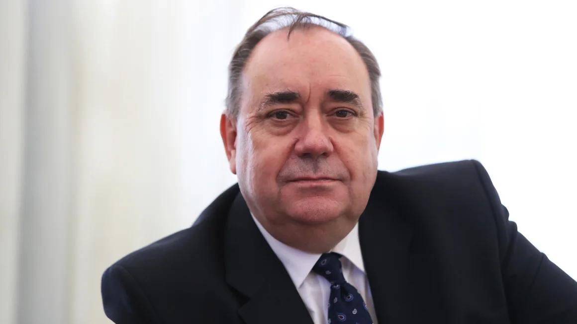 Tributes Pour In for Former Scottish First Minister Alex Salmond After His Sudden Death at 69